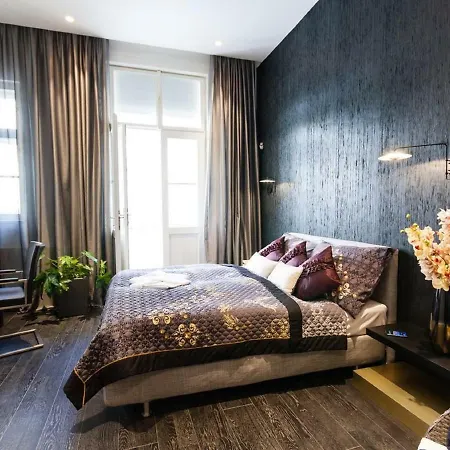 Lejlighed Spinhuissteeg 4 Bedrooms *
